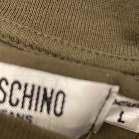 Moschino - Picture 3 of 3